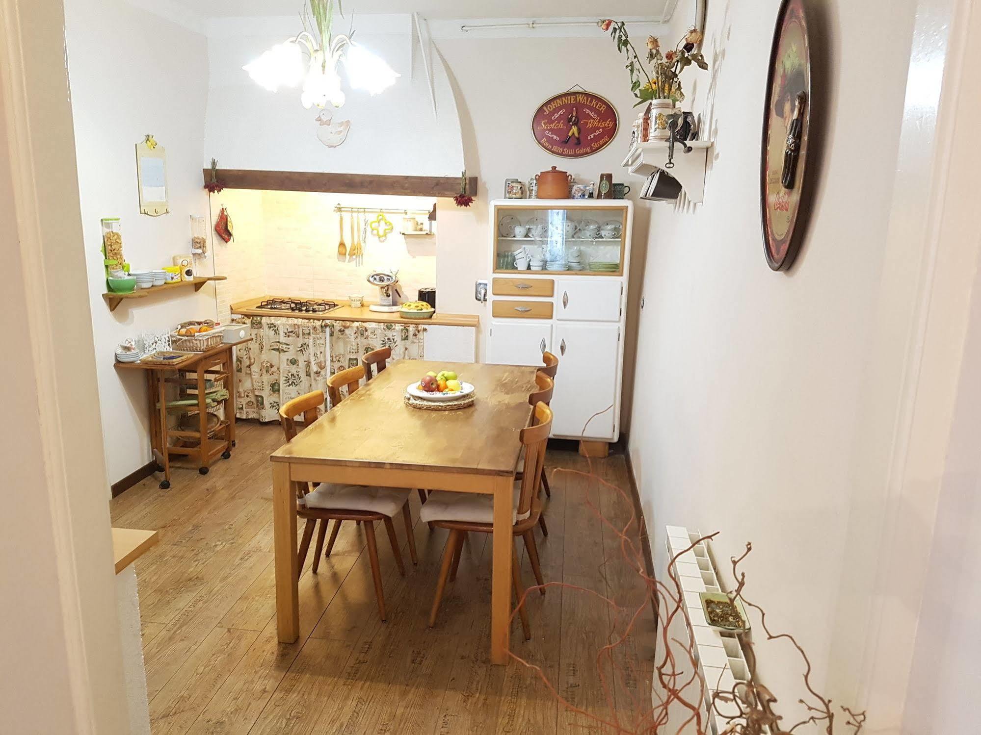 Bed And Breakfast Al Cucherle Trieste Bagian luar foto