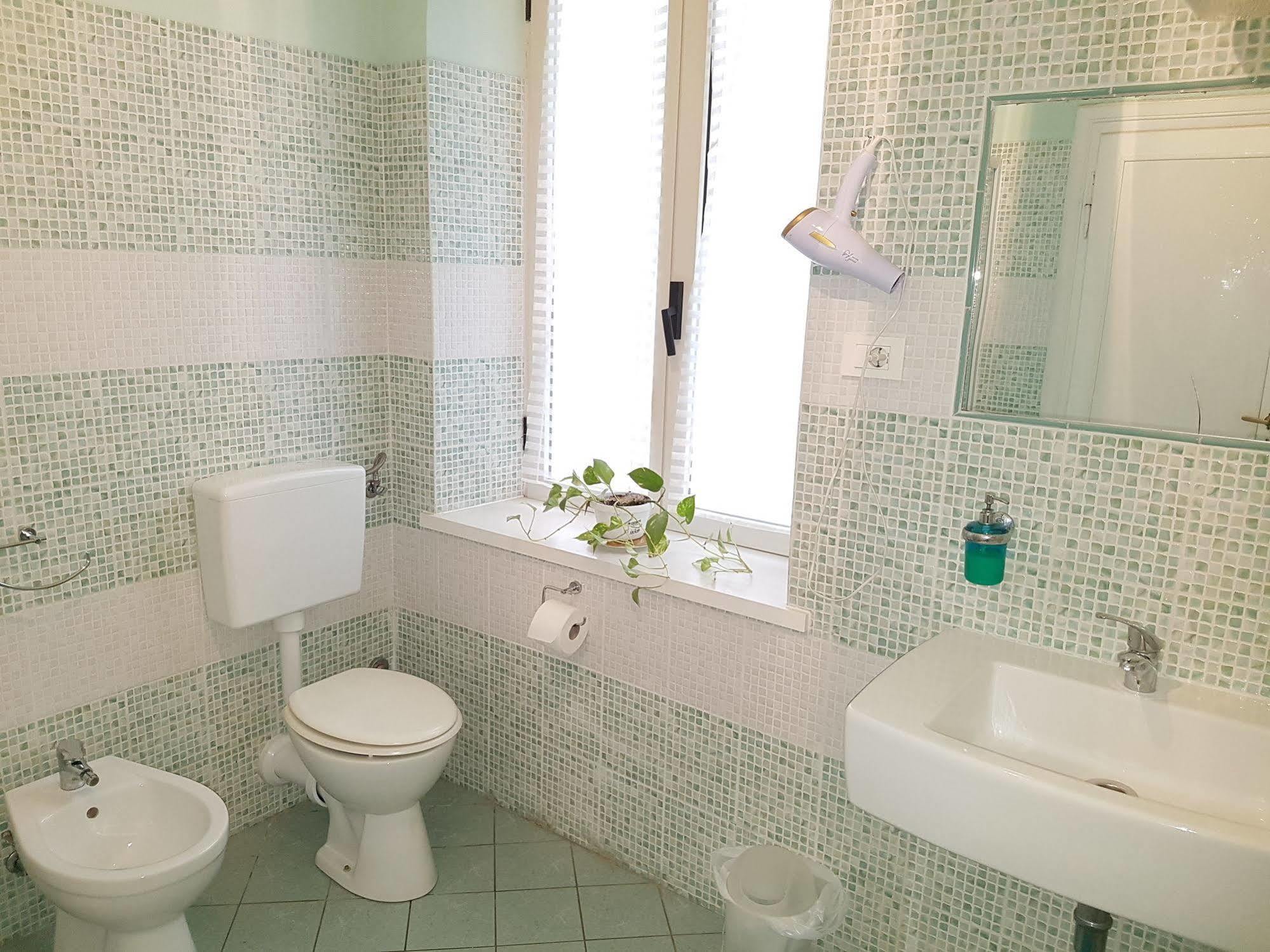Bed And Breakfast Al Cucherle Trieste Bagian luar foto