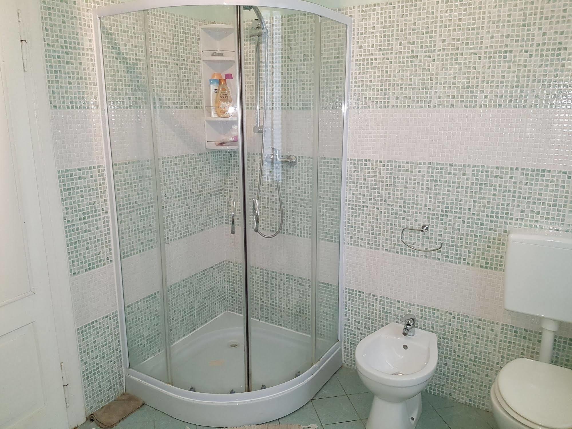 Bed And Breakfast Al Cucherle Trieste Bagian luar foto
