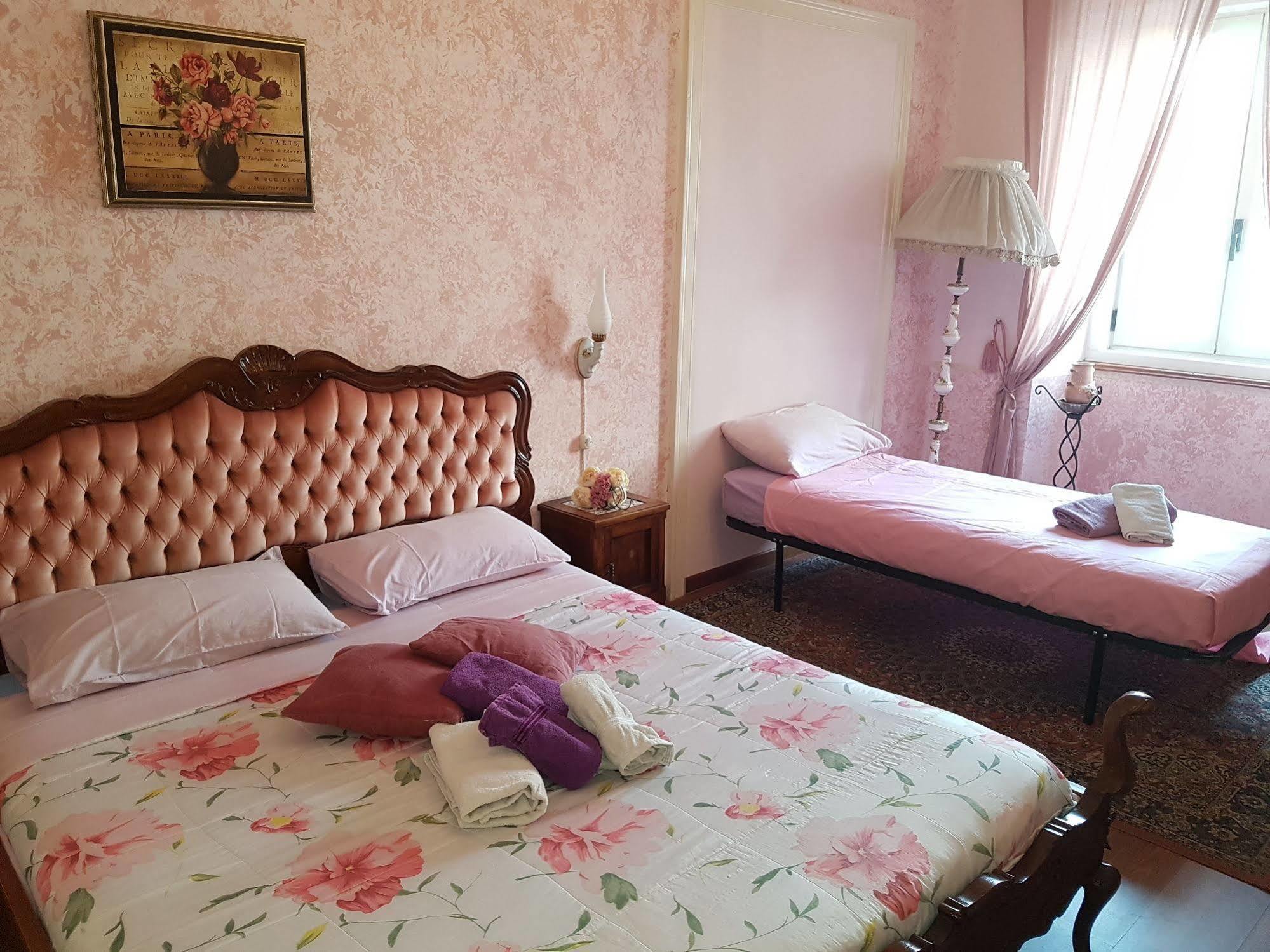 Bed And Breakfast Al Cucherle Trieste Bagian luar foto
